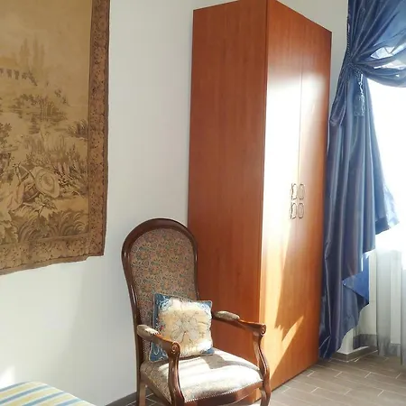 Apartment In Rom/Latium 22329 * Rome